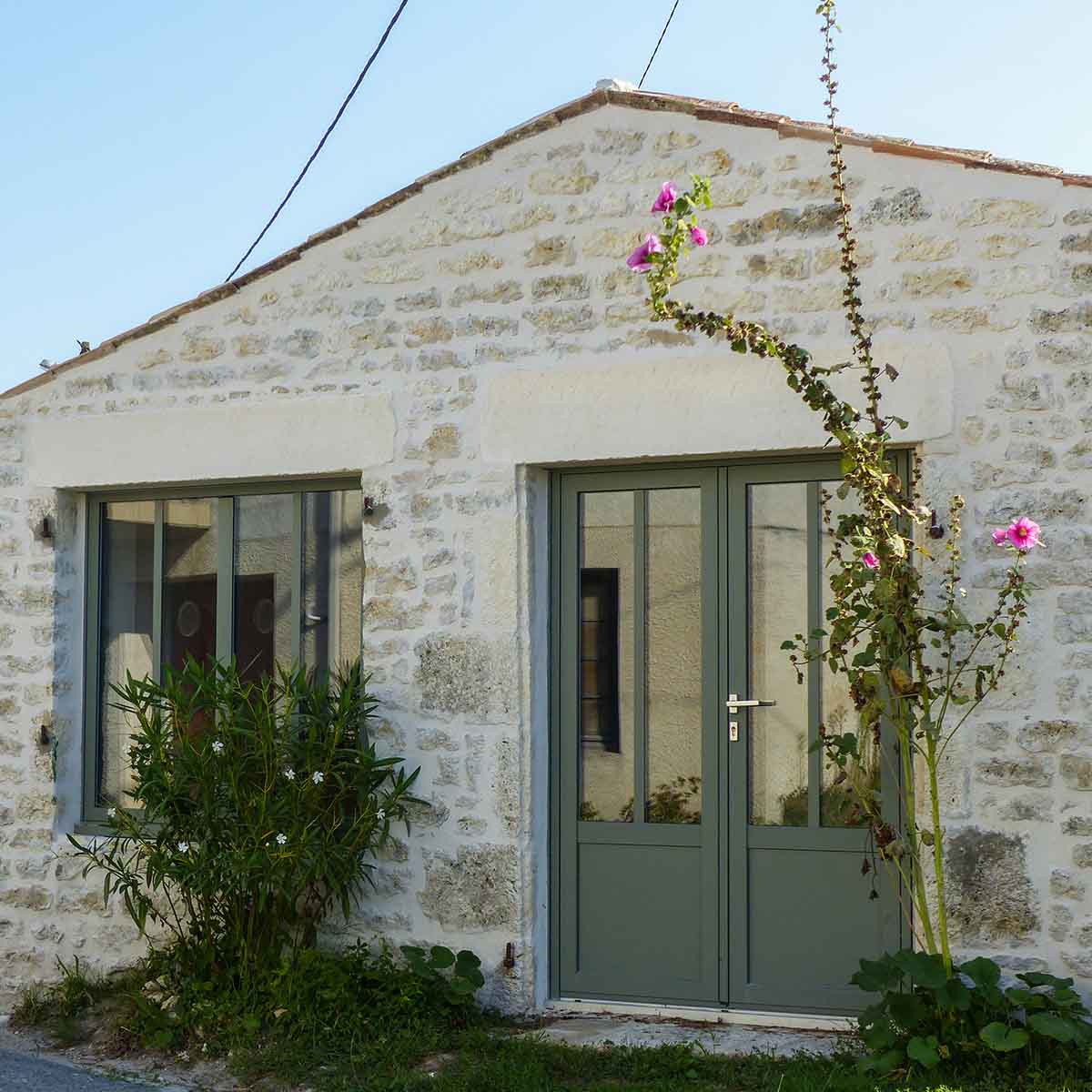 enduit pierre vue carrée Enduit maçonnerie extérieure - rénovation du bâti ancien par l'entreprise François CELLIER